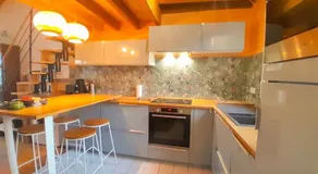 Duplex de Charme avec Bureau - Face Gare RER A - Image 3