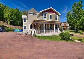 The Haüs Windham - Spacious Suites, Gym, Mountain Views! - Image 3