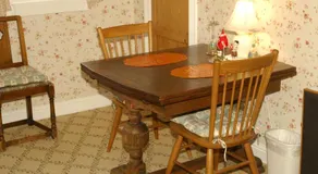 Ye Olde Danish Inn - Image 4