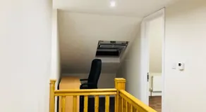 Small 3 Bed Flat near Heathrow - Image 4