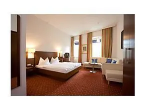 Hotel Goldener Brunnen - Image 5