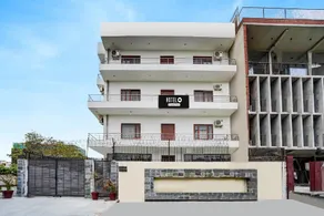 Hotel O Noida 86 retreat - Image 2
