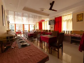 OYO 23392 Hotel Om Palace - Image 3