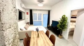 Convenient, Charming Apartment 15 Mins from City Center - Image 3