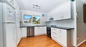 Paradise Bungalow Waterfront - Image 3
