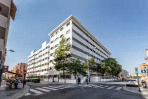 Livensa Living Studios Valencia Marina Real - Image 1