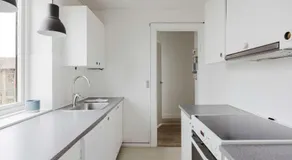 Lovely Family Apt Close to City Center - Image 4
