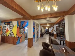 The Rustic Jibhi - Backpackers Hostel - Image 3