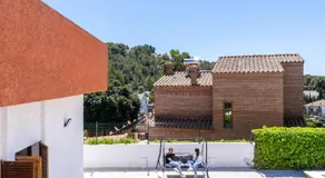 Mediterranean Way - Apartamento privado en villa compartida con piscina - Image 5