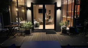 City Oasis with private parking - Image 5