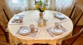Pansy’s Parlor Bed & Breakfast - Image 4