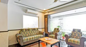 Super Townhouse Hi Tech City Hyderabad - Image 5