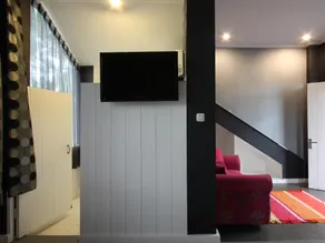 The Peak Home - Image 3