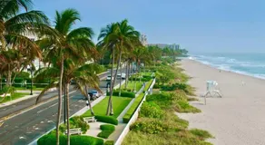Boutique condo w oceanfront & concierge - Image 5