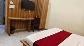 HR King HOTEL - Image 3