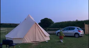 Gwens Garden bell tent - Image 3