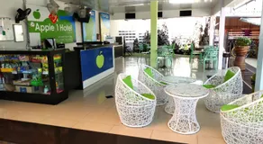 Apple 1 Hotel Gurney - Image 3