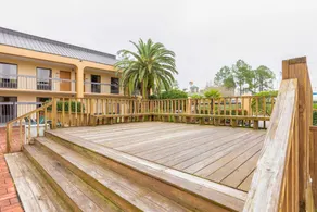 OYO Hotel Baton Rouge Mid City - Image 4