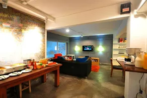 Qilombo Hostel Silom - Image 3