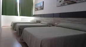 Hostal Brin - Image 2