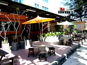 The Orchid Hotel - Image 3