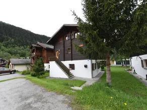 Chalet Aaekirsannaa South-Facing Free-standing Chalet - Image 2