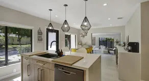 Saltwater Pool, Firepit, & Workspace I 7 min to Brickell - Image 2