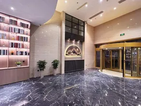 Zhangjiagang City Yahood Selected Hotel - Image 5