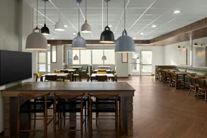 Fairfield by Marriott Inn & Suites Kokomo - Image 5