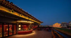 Elegant Hotel Yongning Gate of Xi'an Bell Tower - Image 4