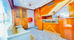 HALF MOON INN - Image 3
