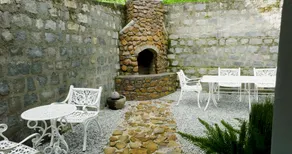 Merveilleuse chambre privée adaptée aux familles avec jardin - Image 5