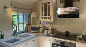 Dairy Cottage Luxury B&B - Image 3