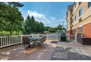 Studio 6 Corporate Extended Stay Philadelphia Malvern Swedesford Rd PA - Image 5