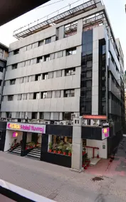Click Hotel Yuvraj Surat - Image 3