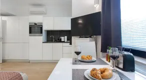 Urban Style Apartments by Loft - Image 3