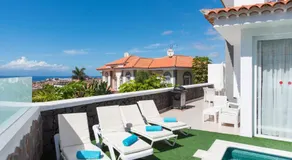 LUXURY WHITE VILLA with sea view, heated pool - Image 5
