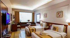 Clarion Bella Casa at Airport - Image 2
