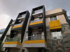 Orraica Stays Standard Living - Image 4