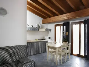 La Romantica Pool and Garden House - Image 5