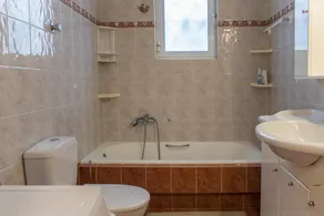 3 Bedroom Comfortable Apartment DMCS31506 - Image 5