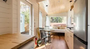 Stay Portland - Alberta Arts Haven - 2BR - 4 Guests - Walk to Eats - Image 4