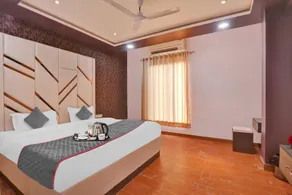 Collection O Hotel Blueline - Image 2