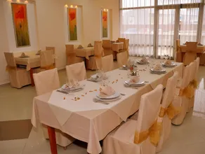 Hotel Astra - Image 2