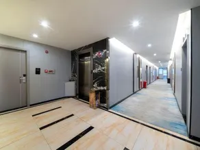 manzhou Hotel - Image 2
