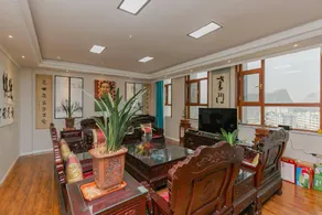 Western Family Hotel - Image 4