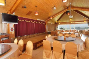 New Era Art Resort and Spa - Image 4