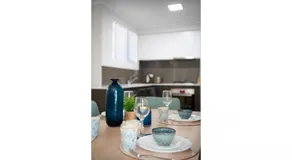 Bright Trendy 3BR Apt - Walk to River & Shops - Image 5