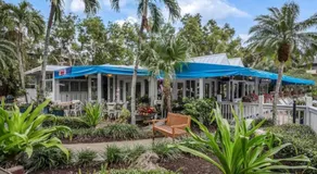 Park Shore Resort,Great views-Top Floor BLDGJ 454 - Image 4