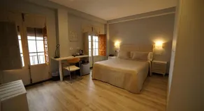 Hotel Infante Antequera - Image 2